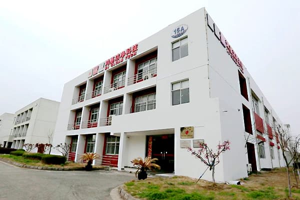 2004年企业发展照片